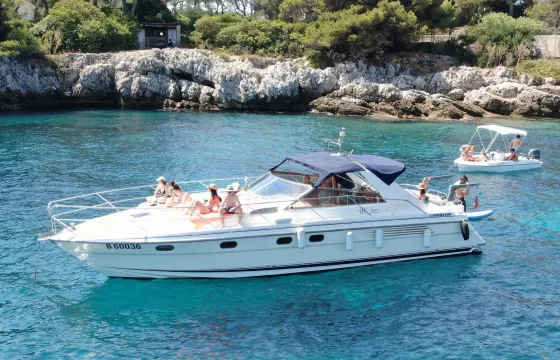 Luxury Yacht Charter Cannes – Fairline Targa 42 – Lérins Islands Cruise