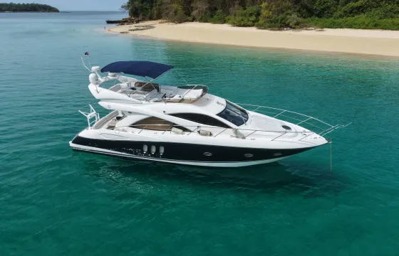 Sunseeker Predator 56' Motor Yacht In Panama City