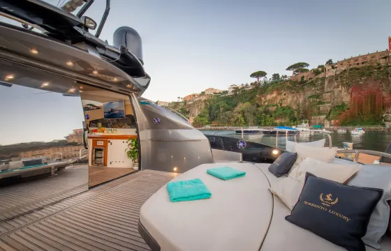 Discover the Magic of Capri: A Private Luxury Yacht Excursion!