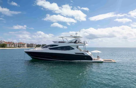 Miami 80ft Sunseeker Luxury Yacht Experience for 13 Guests