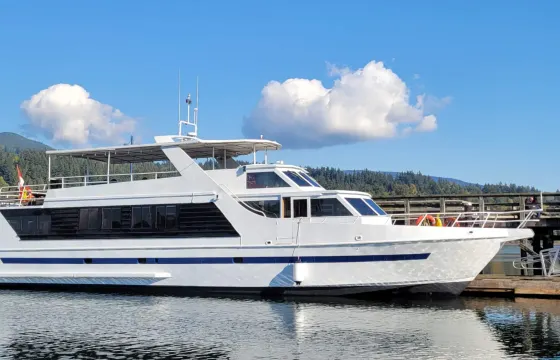 85' Luxury Yacht Charter for Parties & Events in Vancouver (max 70 guests)