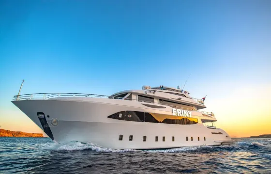 108' Luxury Yacht - The Pinnacle of Elegance on the Red sea