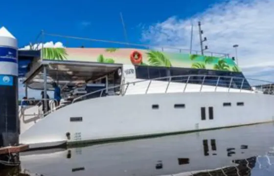Catamaran luxury 62 foot premium