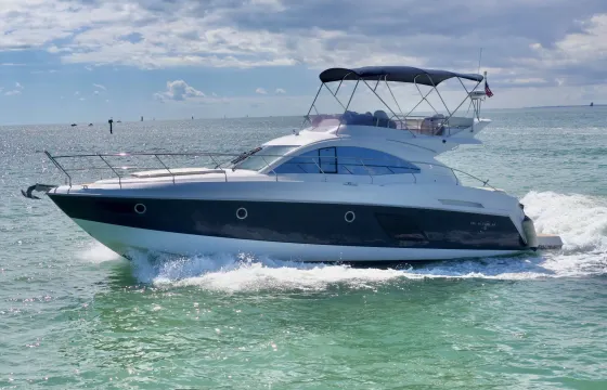 Luxury Beneteau 52' Flybridge Motor Yacht