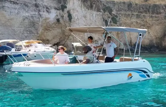 Saver 650 Boat For Unforgettable Adventure in Mellieħa, Malta