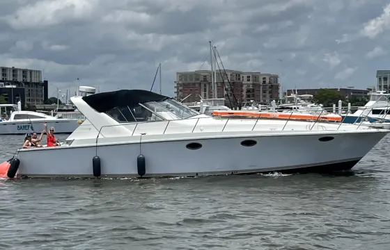 Charleston's #1 Yacht Party Cruise for Friends, Bachelorette & Special Events