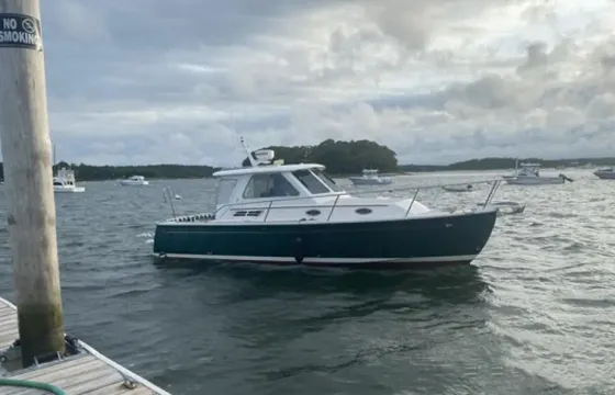 Cruise and Dine — Explore the Cape, Cuttyhunk and Martha’s Vineyard by Boat!