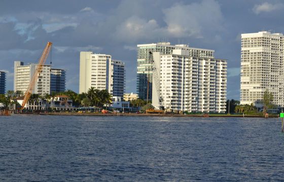 35ft Meridian Yacht - Private Charter - Dania Beach / Fort Lauderdale