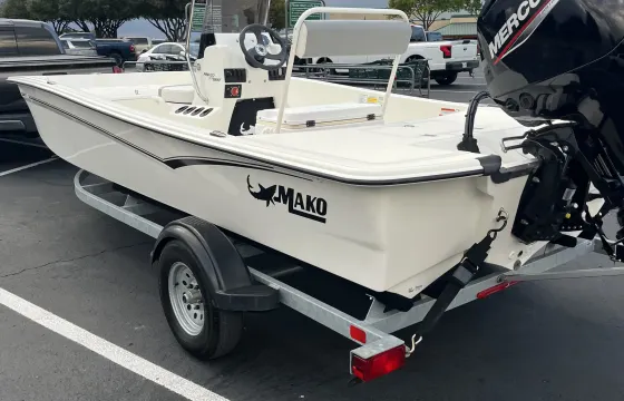 Make Waves with Our Mako Skiff: Your Ultimate Lake Adventure Awaits!