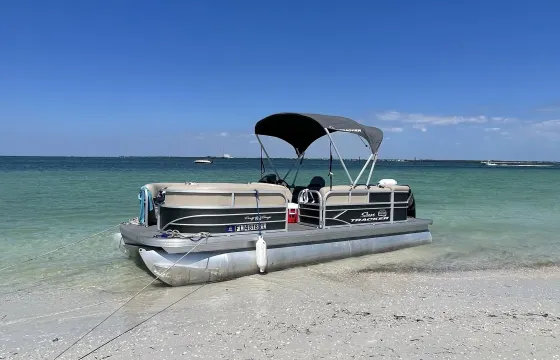 22 'Sun Tracker Pontoon Partyboat Rental in Clearwater, Florida