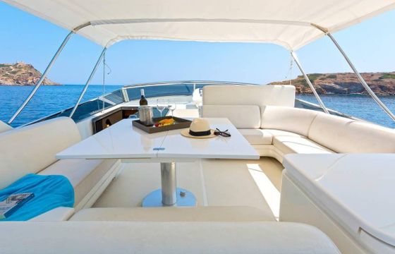 San Lorenzo 72 Luxury Italian Super Yacht in Dubai -In Excellent condition -