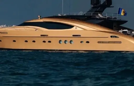Royalty Brocture 42m Luxury Yacht