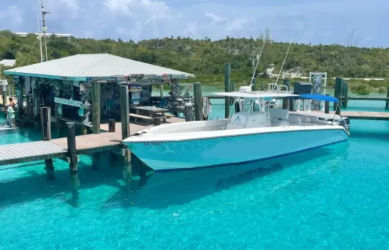 39ft Venture Center Console - Swimming All Inclusive Pigs Tour To Exuma