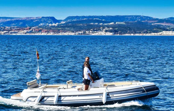 Novurania powerboat for Daily Rental