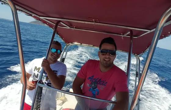 Rent 18' Fisherman Blumax 550 Center Console in Vela Luka, Croatia