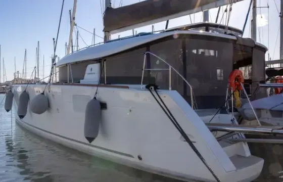 Gorgeous Lagoon 450's Cruising Catamaran in Tourlos