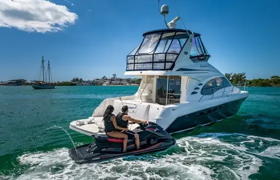 New 50ft Sea Ray Motor Yacht