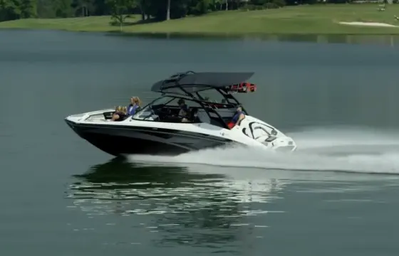 25’ Luxury Yamaha Charter on Lake Grapevine TX