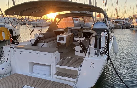 Dufour 430 Grand Yacht for Charter in Paros