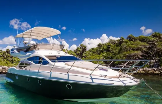 An Amazing Experience Aboard of Azimut for up to 12 People in Tulum and Riviera