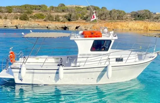 Small Charter for Swimming and Snorkeling in Gozo/Malta