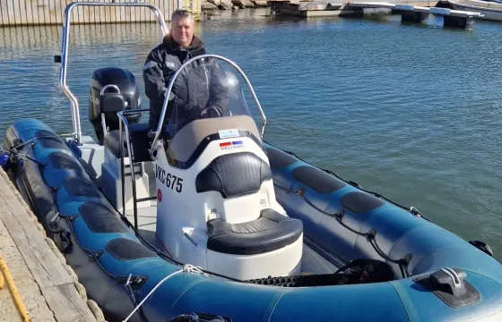 Valiant DR-620 Motorboat in Tallinn Bay, Estonia