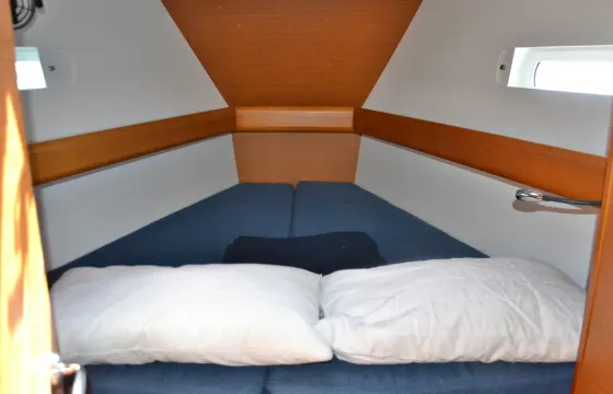 Charter 45ft "No Stress" Sun Odyssey 449 Sailing monohull In Nettuno, Italy
