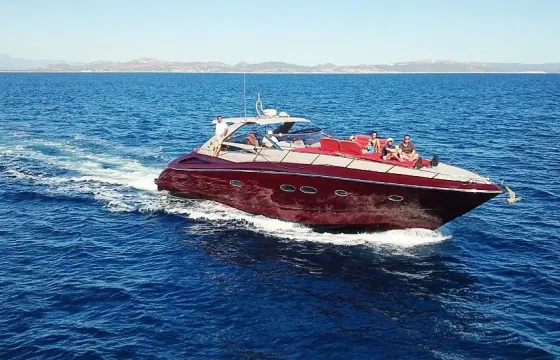 Amazing 57 ft yacht for rent in Los Cabos