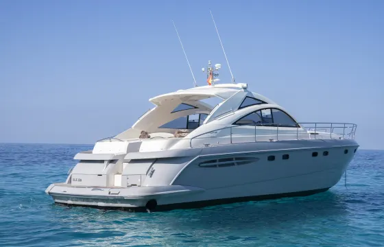 52' Fairline Targa Motor Yacht Charter in Ibiza
