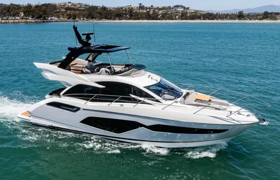 55’ Sunseeker Manhattan Luxury Yacht Charter - Dana Point & Newport Beach