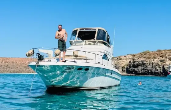 Luxury Affordable with a Sea Ray 40 Super Flybridge on Top!