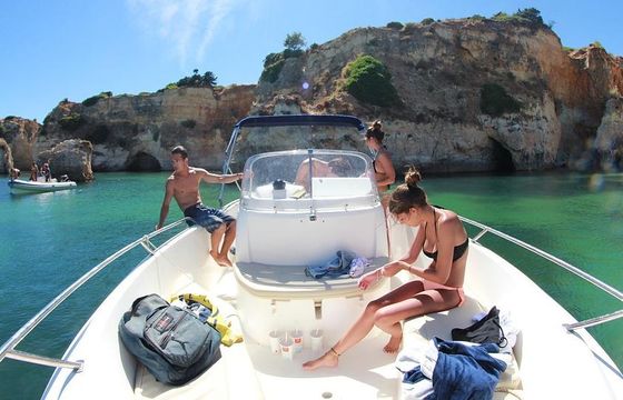 Jeanneau CC 635 Boat Charter in Portimao