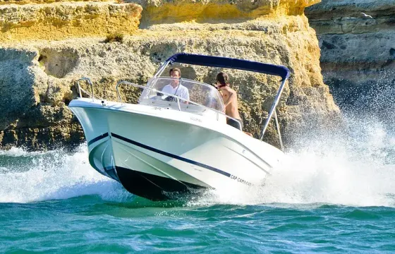 Jeanneau CC 635 Boat Charter in Portimao