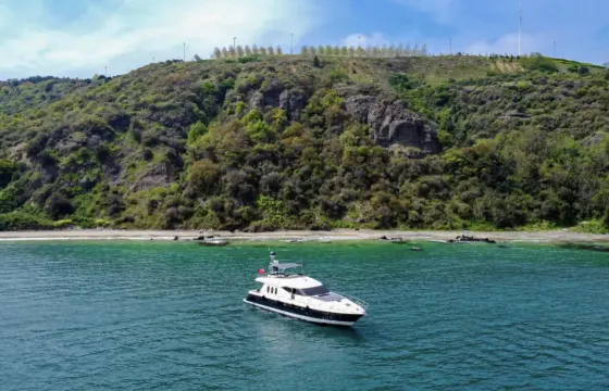 Explore crystal-clear waters, secluded coves, and lush green islands in Bodrum