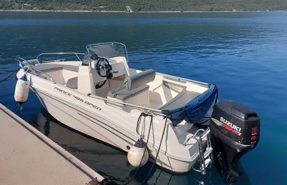 Enjoy your sea holidays with our speed boat!