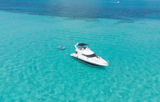 Private Yacht for touring Cancun and Isla Mujeres