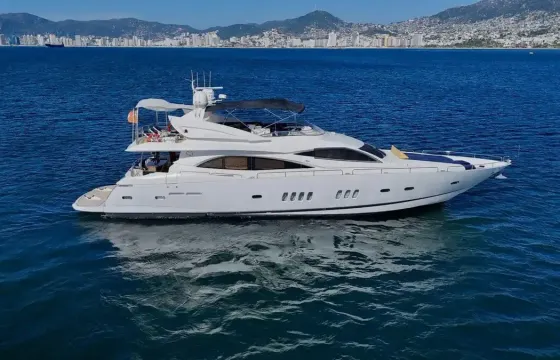 Sunseeker Manhattan 95ft Yacht Charter in Acapulco