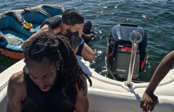 Your Best Boat Trip in Seattle | Carlson CX18