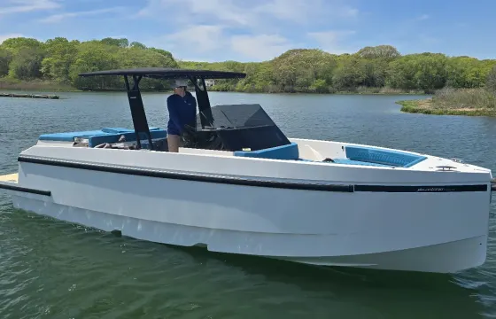 29' 2025 De Antonio + Seabob Yacht Rental in Sag Harbor, New York