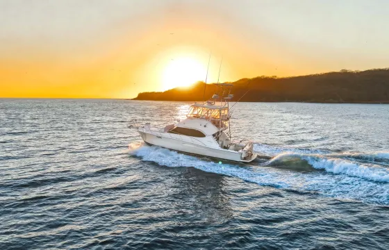 Private Fishing & Yacht Charters on the Riviera 45 | Puerto Vallarta