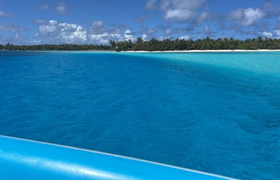 Private 10-Day Luxury Catamaran Cruise Tahiti to Bora Bora w/ Crew