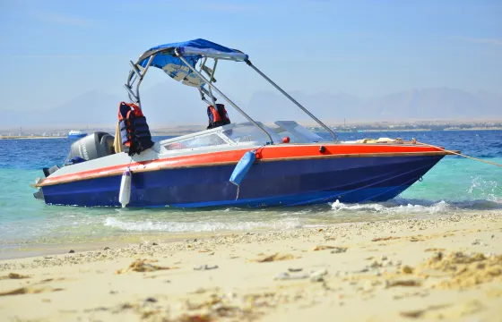 Speedboat Excursion to Hula Hula Island with 1 Dive & Transfers – Hurghada