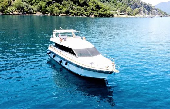 68ft Aquaholic Yacht | It offers a pleasant blue cruise opportunity in Marmaris