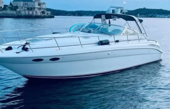 Yacht Cruise Potomac River Sea Ray 38'