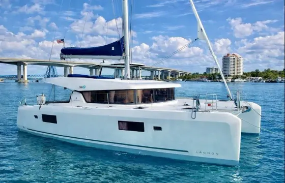 Luxury Lagoon Catamaran 42’ Stuart FL