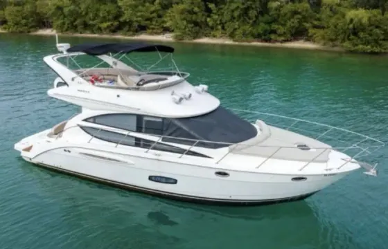 40' Luxury Flybridge – Party Friendly w/Sound System!