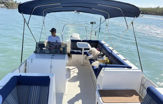Beachcat 26ft Luxury Party Pontoon for 12 | 300HP Sandbar Ready