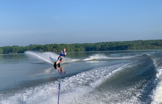 23' Yamaha Bow-Rider for Tubing, Cruising, and Family Fun in the Sun!