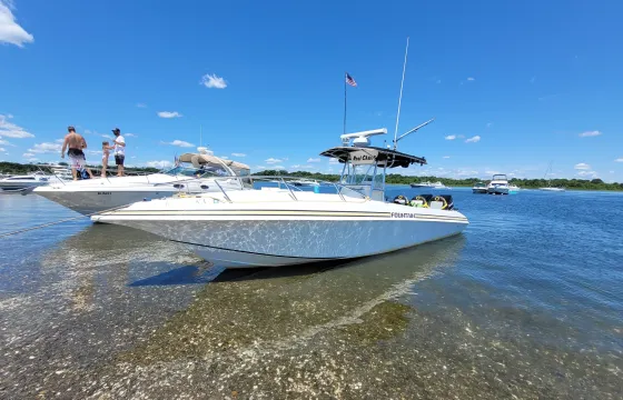 Adventure Cruise in the Upper Bay onboard 31ft Center Console