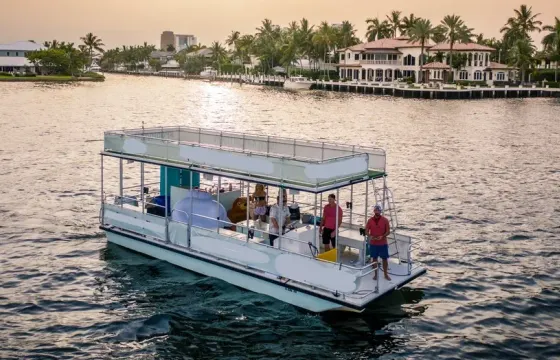 "Pontoon Party" 32' A and M Pontoon
